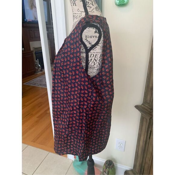 Talbots Lady Bug Navy Silk Sleeveless Top - Picture 2 of 9